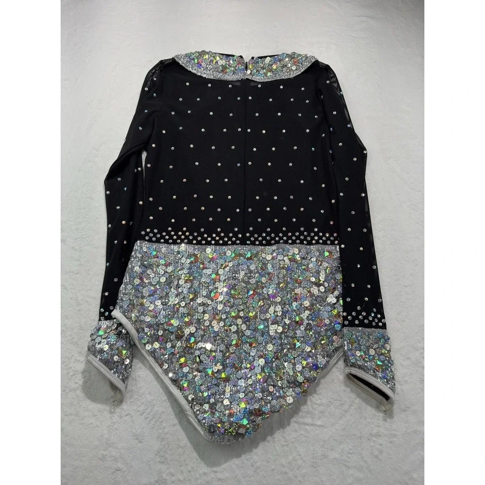 The Unbranded Brand glamour costumes